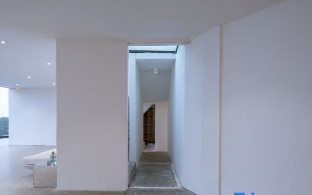 There is a Starlight Mountain B&B outside Chongqing