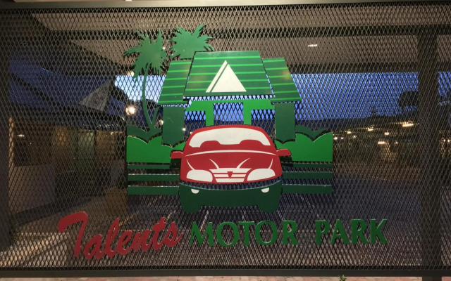 Talents Motor Park Hotel