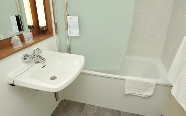 Campanile Lorient Lanester