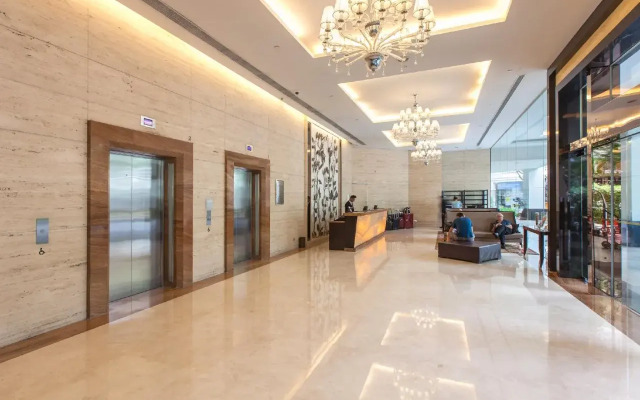 Отель The Robertson House by The Crest Collection