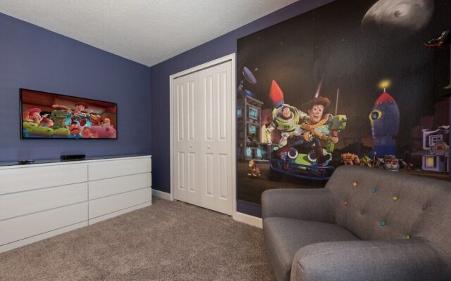 Champions Gate -luxurious 5 Bedroom! Townhouse