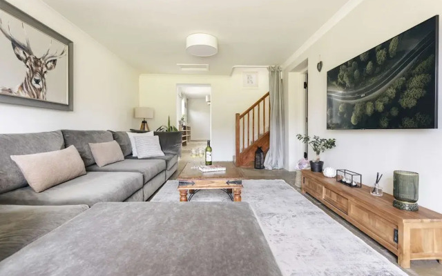 Leavens Farmstead Rural Retreat With Hot Tub