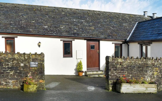Trewin Court - UK11878