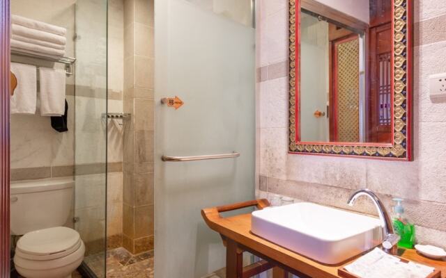 Floral Hotel · Yi Xing Lijiang