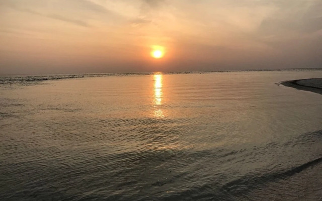 Sunnyside Maamendhoo