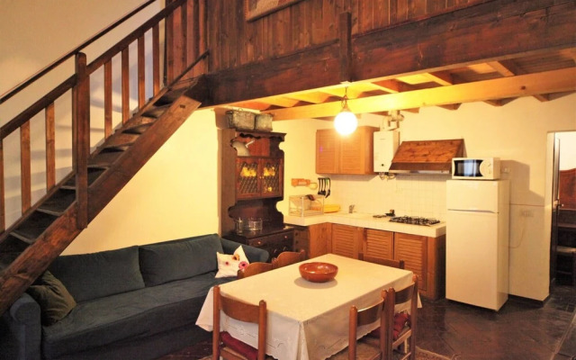 Four-room Apartment 15 Minutes From the Center of Milan