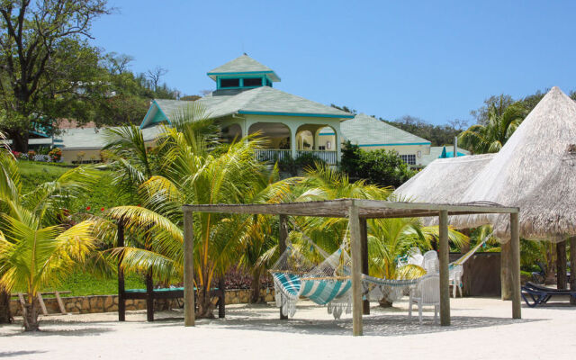 Turquoise Bay Dive & Beach Resort