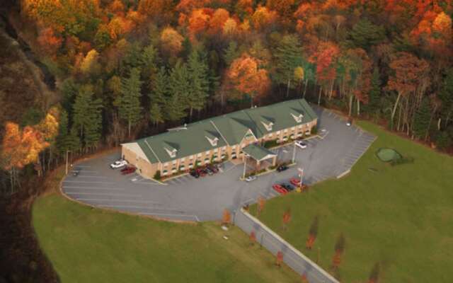 Mountain Inn & Suites