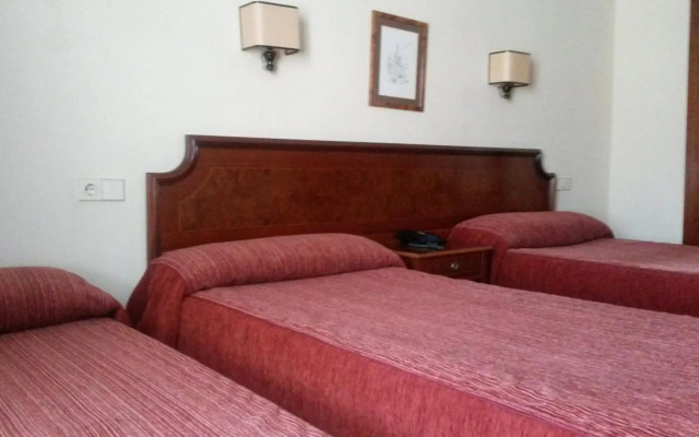 B&B HOTEL Gijón Centro Begoña