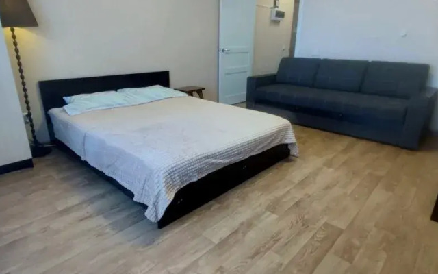 Апартаменты на бульваре Цветочный, д. 12 В