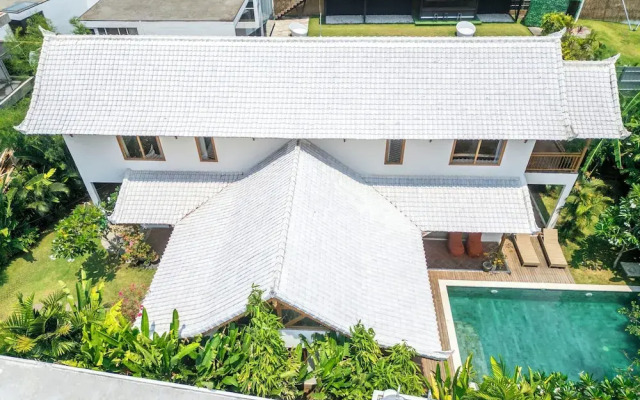 Yans Family Villa Canggu by Betterplace