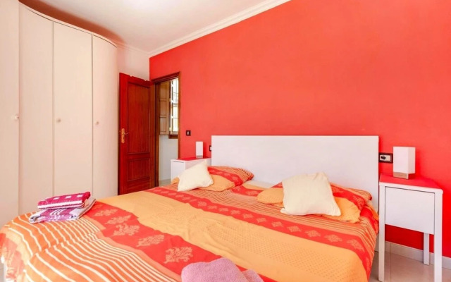 Remarkable 2-bed House in Arona