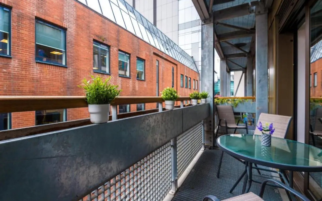 Hilltop Serviced Apartments - Piccadilly