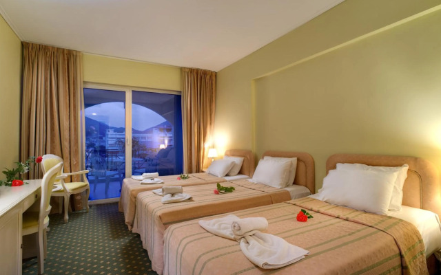 Angelika Pallas Hotel