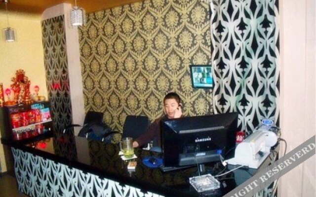 Huayi Express Hotel