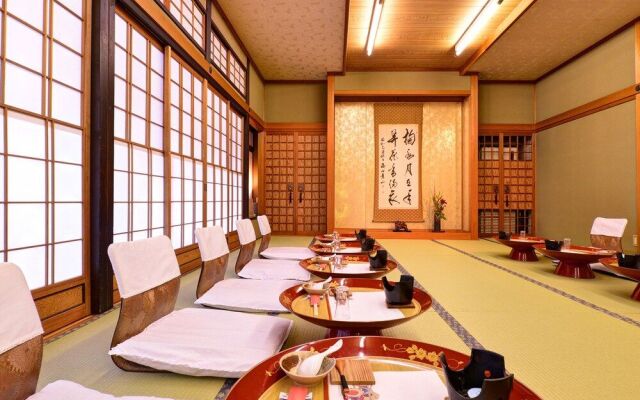Ryoriryokan kinshokan