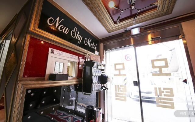 New Sky Motel