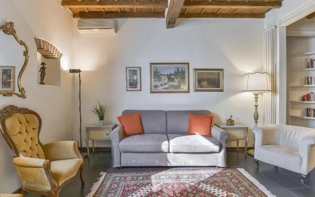 Debussy Halldis Apartments