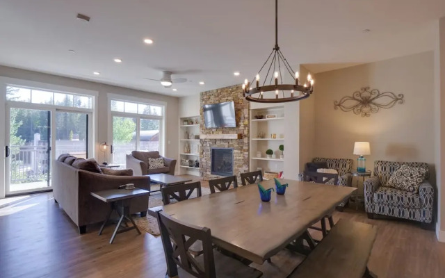 Stunning Winter Park Condo Near Slopes!