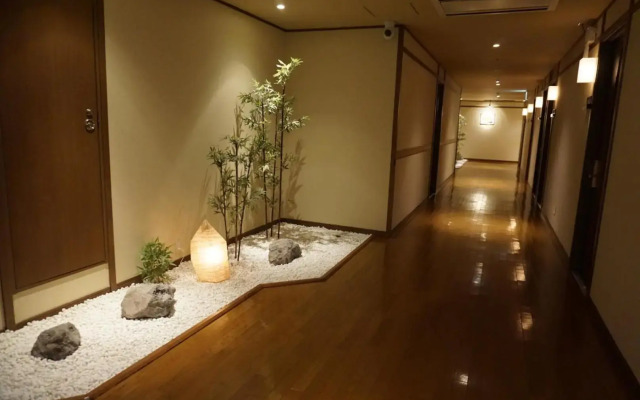 Yokohama Minamimirai Manyo-Club