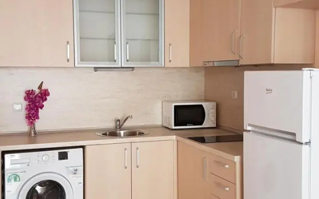 Zefira Apartments
