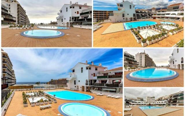 Modern apartment in Parque Royal I