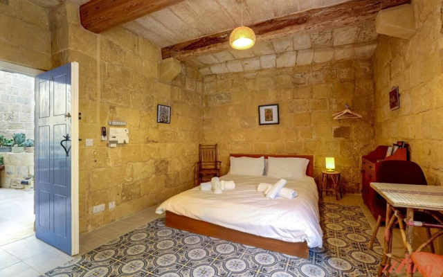Luxury Studio in a Unesco Protected Area - 3