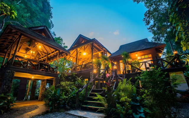 Art's Riverview Lodge