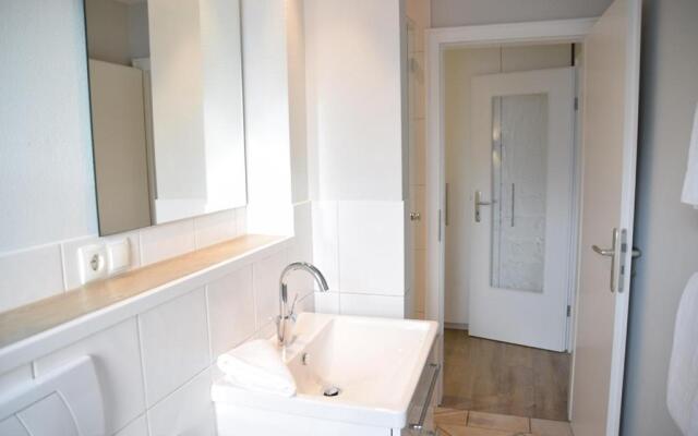 Andreas-Nielsen-Str. 12, W3