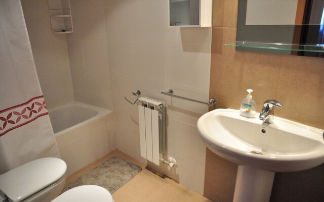 Apartamento Moderno Para 6 Personas en Cambrils
