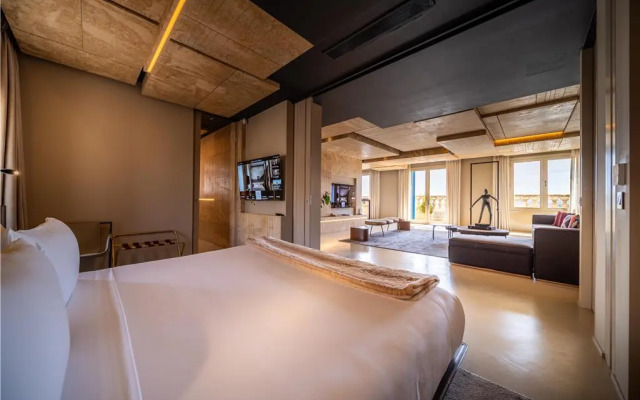 Iniala Harbour House