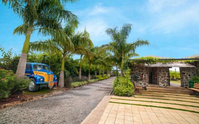 Castle Vintage VillageHouse 6BHK