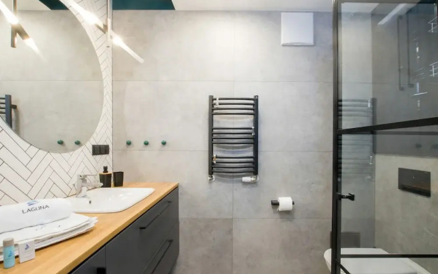 Apartment Front Park Gdansk by Renters