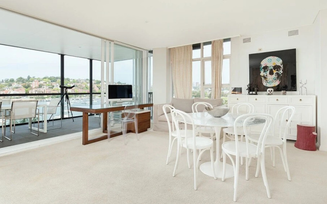 Harbour Front Single Level Apartment