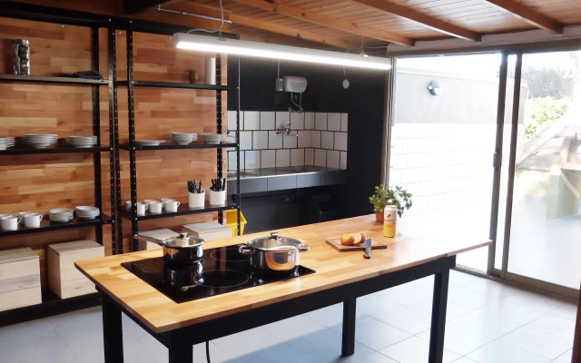 Feliz Haus Hostel