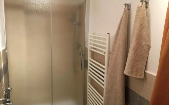 John Sea Suites