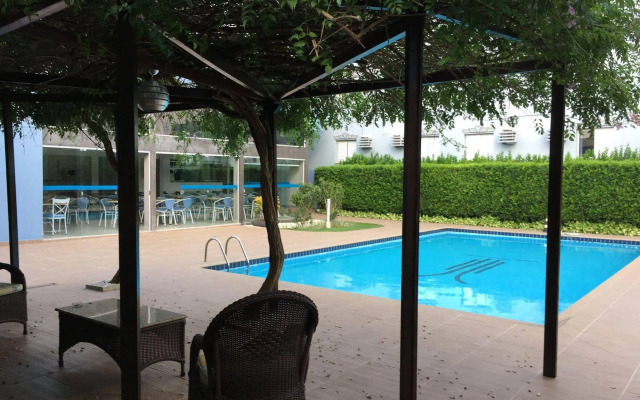 Aero Park Hotel