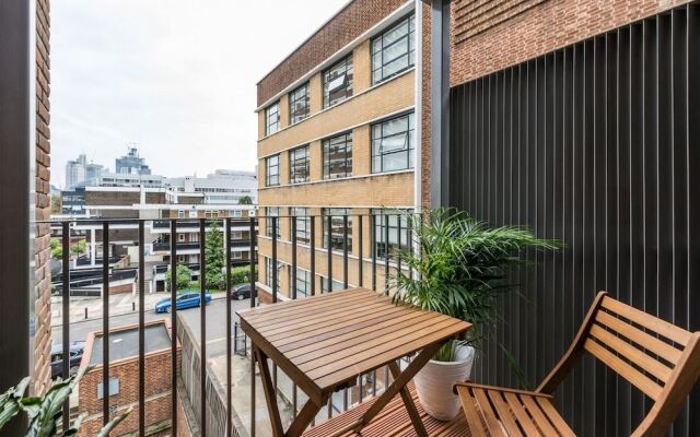 NEW Modern 2BD Flat in Shoreditch With Balcony