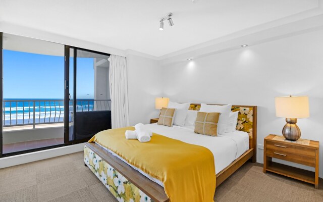 Albatross North Apartments