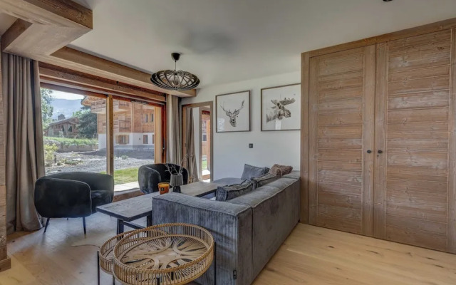 Ideal 3 Bedroom Apartment With 200m2 Garden