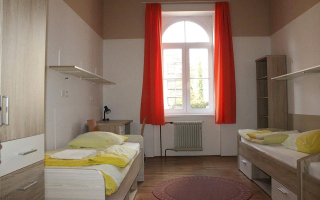 Hostel DIC