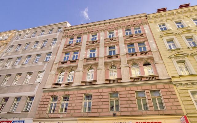 Royal Vineyards Apartments Prague
