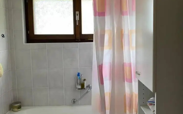 Lf42 2 Bedroom Apart w Sauna and Parking