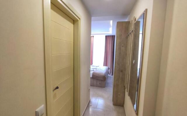 Leo Group Apartment 14-301A Sunrise Batumi