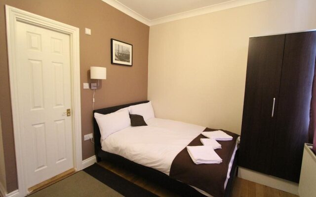 Brackenbury Apartments