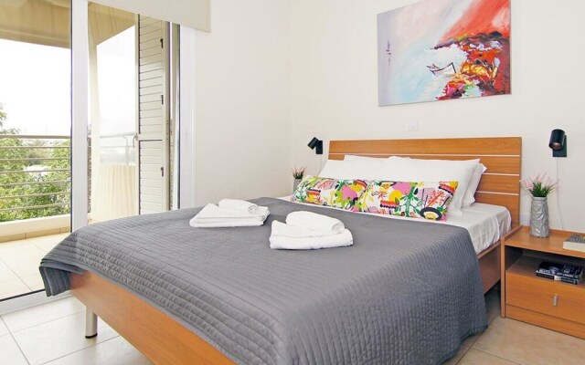 Mariada Paralimni in Paralimni