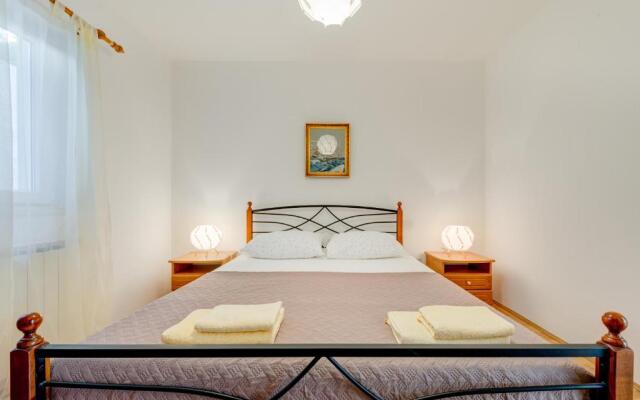 Apartment Tasina