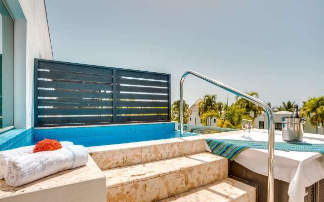 Las Terrazas Resort and Residences Ambergris