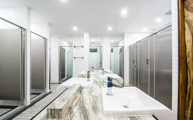 Nonze Hostel