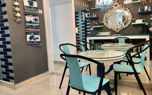 Lovely Luxury Home Near the Beach, 10 ppl